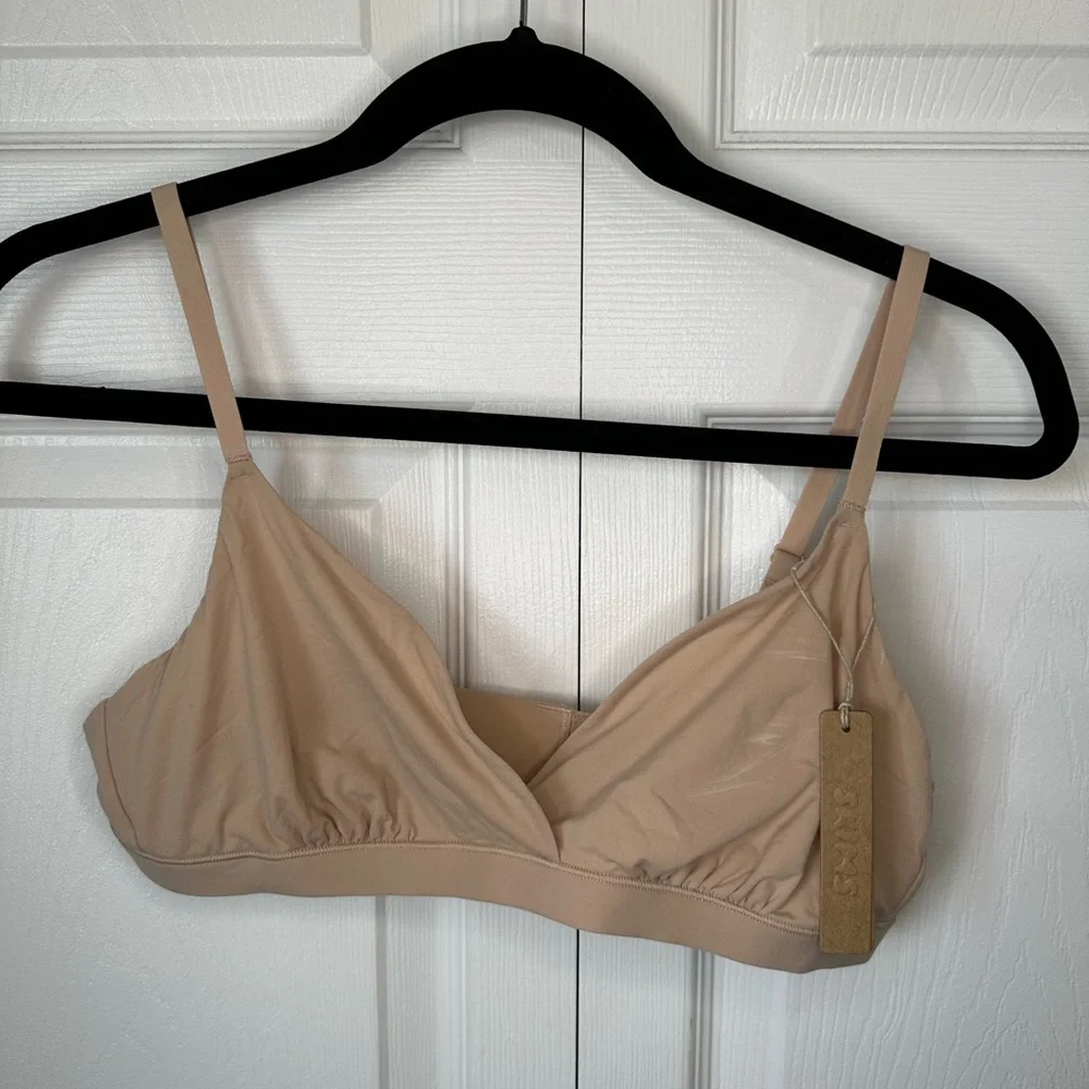 SKIMS Fits Everybody Triangle Bralette Sz. L Mica